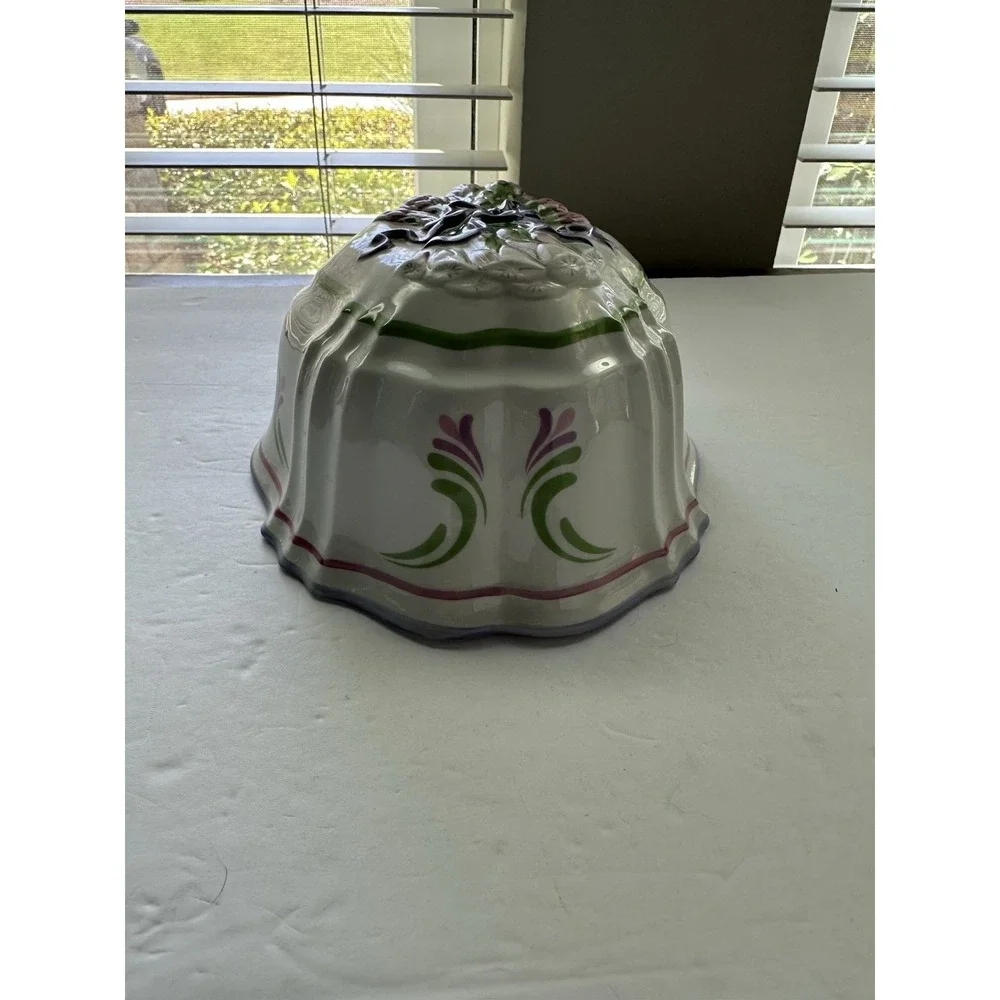 Franklin Mint Le Cordon Bleu Porcelain -  Asparagus – 1986 Hand Painted Mold